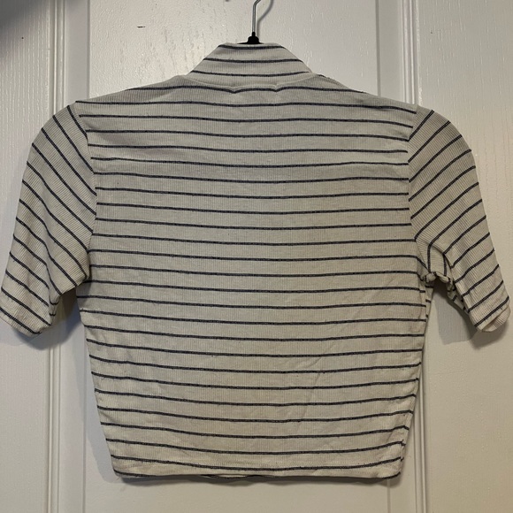 Charlotte Russe blue and white striped mock neck cropped top - Picture 2 of 3